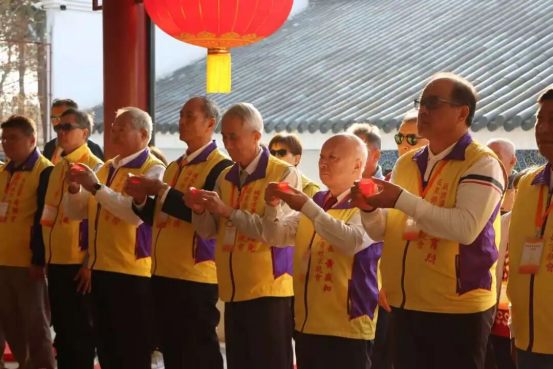 台湾苗栗黄姓宗亲回江夏寻根祭祖476 台湾苗栗黄姓宗亲回江夏寻根祭祖476