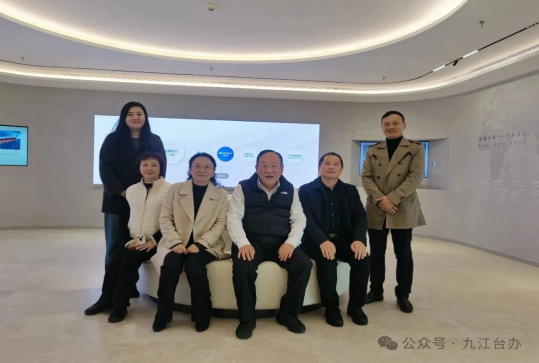 钱萍赴上海对接台资企业74