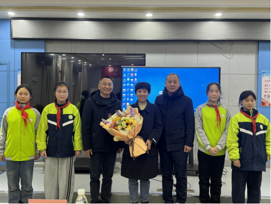 解码宝岛+共话同源——营盘路小学开展涉台教育专题讲座784