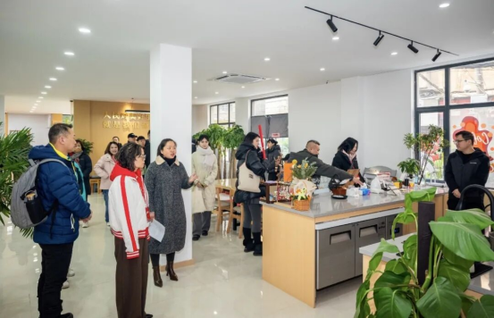 台湾苗栗县头份市青年代表团到访武汉市硚口区65