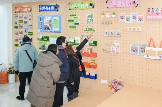 台湾苗栗县头份市青年代表团到访武汉市硚口区201