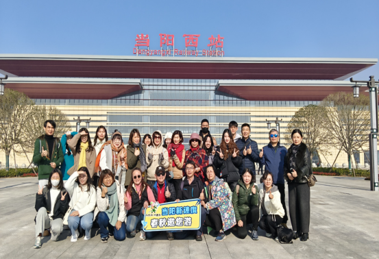 共探荆楚文脉 同叙同胞情谊42 共探荆楚文脉 同叙同胞情谊42