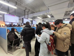 合肥台企参加“合肥请您来，20万个岗位供您选”高校毕业生现场对接会224