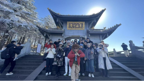 8.两岸青年乐山冬令营 叹“武韵同源 两岸一心”337