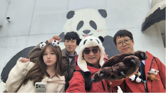 8.两岸青年乐山冬令营 叹“武韵同源 两岸一心”767