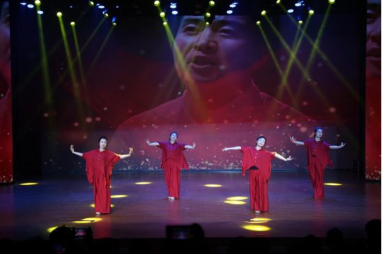 济源市台办台联组织台胞台属参加团拜会321