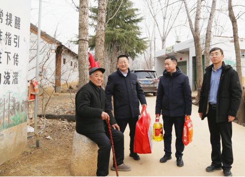 新春慰问送关怀 帮扶关爱暖民兴252 新春慰问送关怀 帮扶关爱暖民兴252
