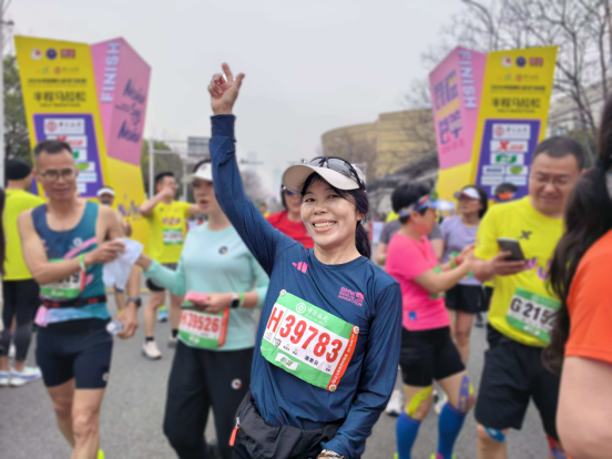 汉马牵起两岸情 汉台文体交流再升温(0323-2)942 汉马牵起两岸情 汉台文体交流再升温(0323-2)942