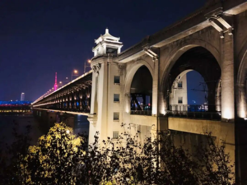 不止是九省通衢 更是心灵的码头1465 不止是九省通衢 更是心灵的码头1465