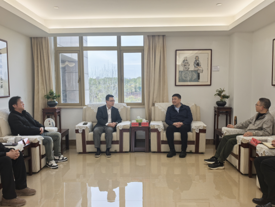 江西省台办主任蔡清平会见友嘉国际集团董事长朱昱维一行77