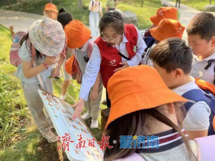 俯下身，发现一座“善育之城”1170