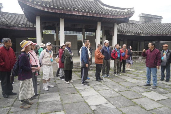 台湾文化交流团参访贵阳花溪周钟瑄文化交流中心 共叙两岸文化渊源92 台湾文化交流团参访贵阳花溪周钟瑄文化交流中心 共叙两岸文化渊源92