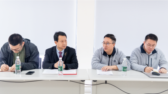 荆州市企联秘书处走访规上台企荣成纸业220