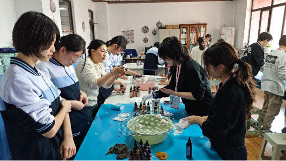 0409沈港携手同行 共创美好未来(发布版)369 0409沈港携手同行 共创美好未来(发布版)369