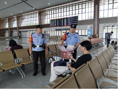 佛山铁警多形式开展全民国家安全教育日宣传408