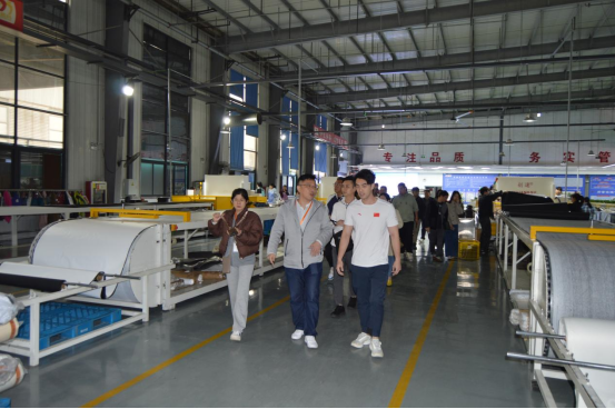 寻根文化血脉　共话创富未来 (2)863