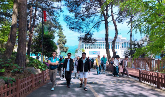 厦门台商代表团参访贵阳贵安473