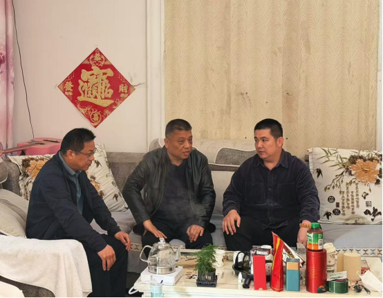 利辛县台办暖心陪同青年台胞返乡寻根探亲568