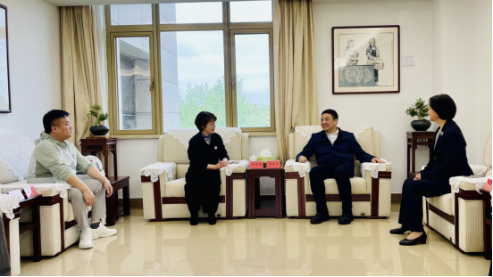 江西省台办主任蔡清平会见康师傅控股华中区董事长刘春芳一行284