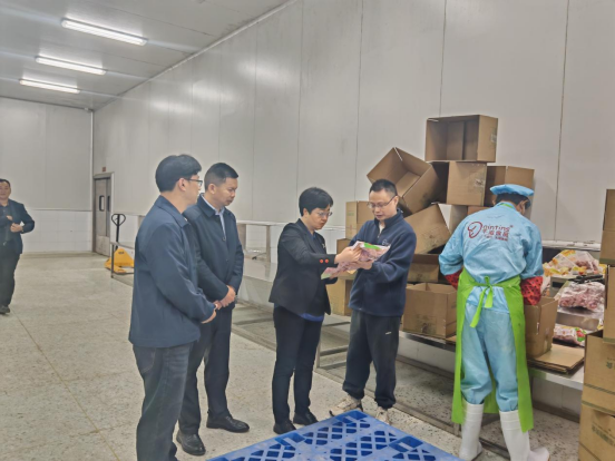 践行正确政绩观+开门服务解难题336