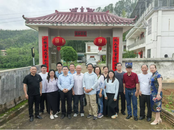跨越海峡归故里 寻亲认祖叙乡情501