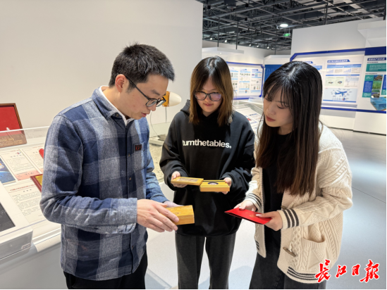 寻访《日月潭》的台湾女孩:两岸统一后,台湾的交通也会和大陆一样方便 (1)579 寻访《日月潭》的台湾女孩:两岸统一后,台湾的交通也会和大陆一样方便 (1)579
