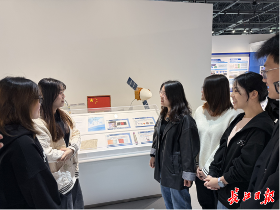 寻访《日月潭》的台湾女孩：两岸统一后，台湾的交通也会和大陆一样方便 (1)263