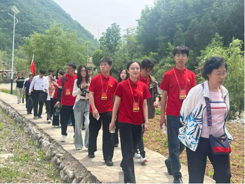 十堰市郧西县台办组织台属沉浸式感悟红色文化722
