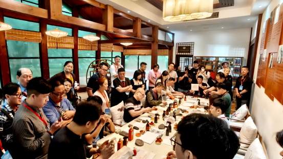 “汉”你一起“hua”东湖:汉台青年东湖共创行动在汉正式启动1442 “汉”你一起“hua”东湖:汉台青年东湖共创行动在汉正式启动1442