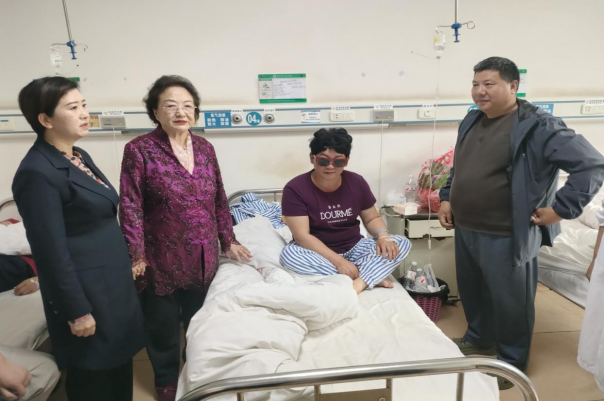 海峡两岸医疗专家为赫章县白内障患者送光明412 海峡两岸医疗专家为赫章县白内障患者送光明412
