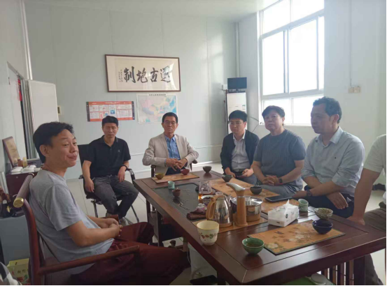 南阳市台湾同胞投资企业协会会长李立中到新野县调研台资企业281