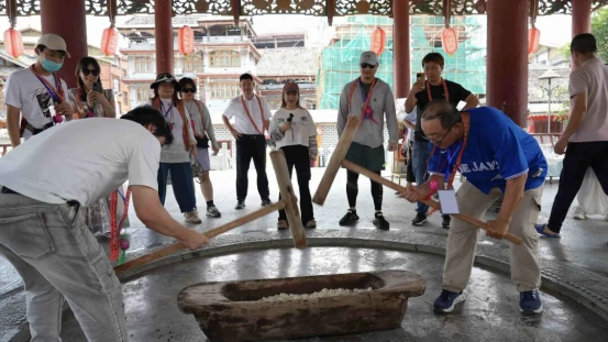 七日黔行,情牵两岸:台湾青年黔东南文化初体验与深情共鸣984 七日黔行,情牵两岸:台湾青年黔东南文化初体验与深情共鸣984