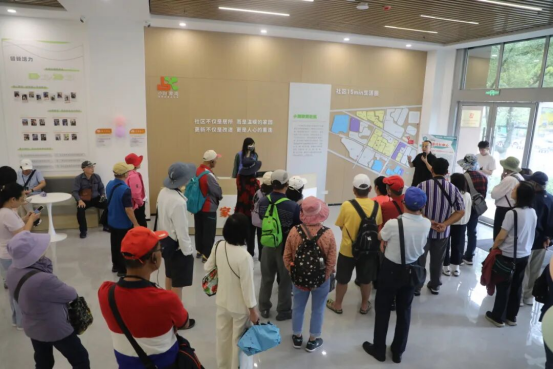 粽叶飘香话端午 “微更新”里叙乡情——台湾同胞走进武昌区小刘家湾社区867