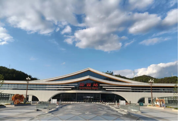 高铁通了146